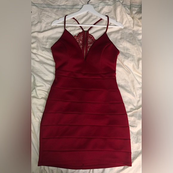 le chateau Dresses & Skirts - Le Château - Red Mini Dress - Lace - Size L